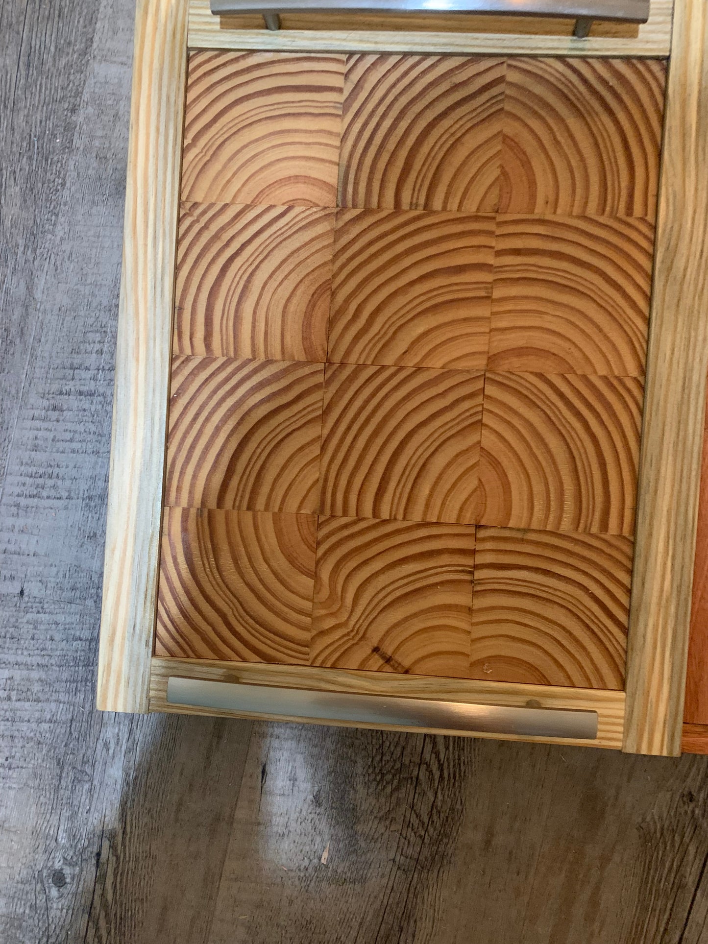 Charcuterie board handled bar top